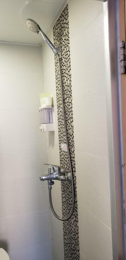 Sunrise International - Boutique Hostel Kowloon  Bagian luar foto