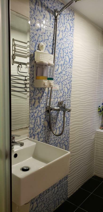 Sunrise International - Boutique Hostel Kowloon  Bagian luar foto